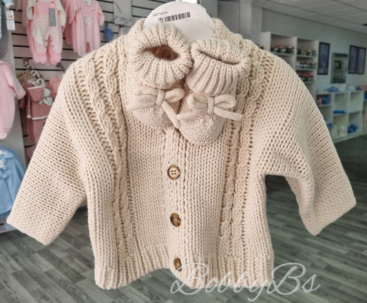 1221 - Beige chunky knitted cardigan & bootie set