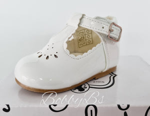 Tia - White Hardsole Patent teardrop shoe