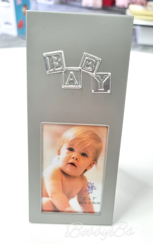 RS9101 - 'Baby' Small Keepsake photo frame