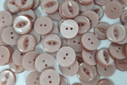FEB01 - Fish eye button (Size 26)