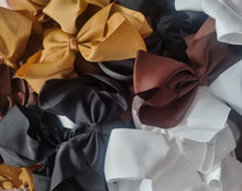Load image into Gallery viewer, 6HCB - 6inch Bow Hair Clip