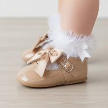 Load image into Gallery viewer, KYLIE - CAMEL Hardsole Patent bow shoe