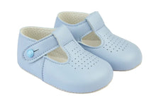 Load image into Gallery viewer, 625- Blue Pinhole softsole shoe