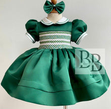 Load image into Gallery viewer, PREORDER - Smocked Emerald Green Smocked dress