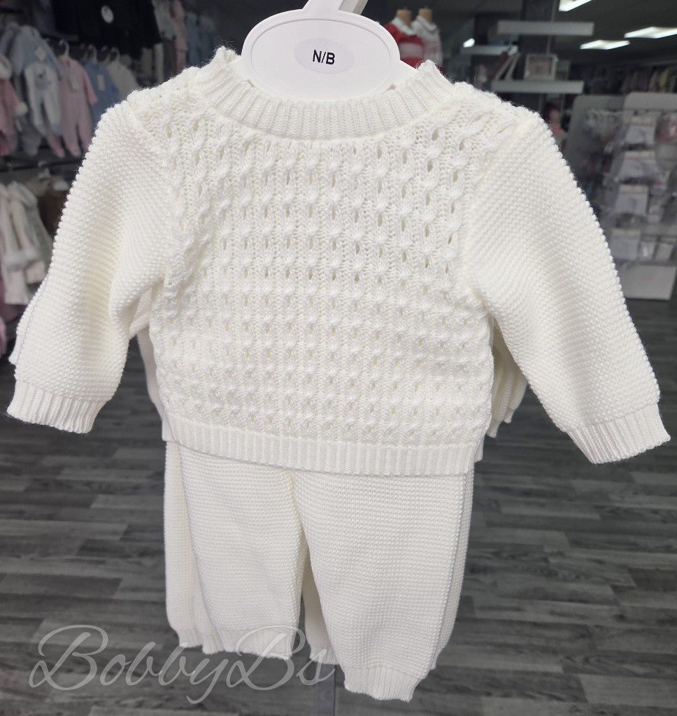 25/804 - Cream Knitted Trouser set