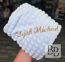 Load image into Gallery viewer, SB112 -  Personalised Waffle Baby Blanket