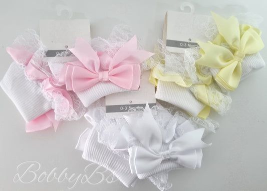 BW61 - Frilly Ankle bow sock