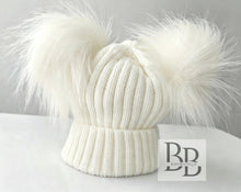 Load image into Gallery viewer, 4791 - Ribbed Double Pompom Hat