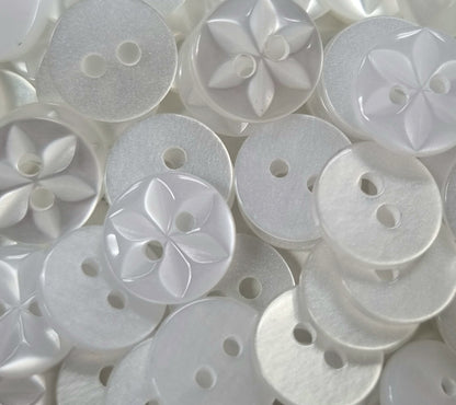 SB11 - Star button (Size 18)