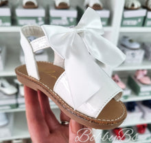 Load image into Gallery viewer, MARTINA -White Hardsole Sandal