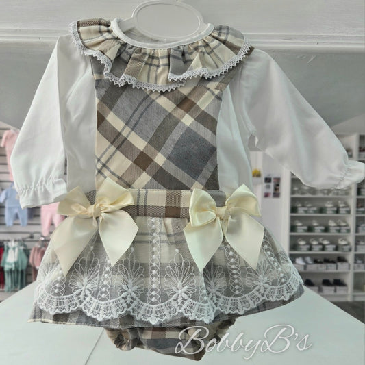 M004 - Beige Checked Lace 2PC