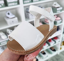 Load image into Gallery viewer, MARTINA -White Hardsole Sandal