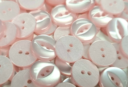 FEB01 - Fish eye button (Size 22)