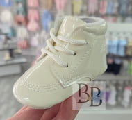 CARLOS - Ivory Patent Softsole shoe
