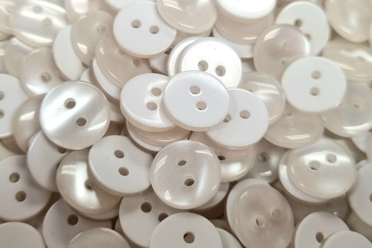 WB1 - White iridescent Button (Size 18)