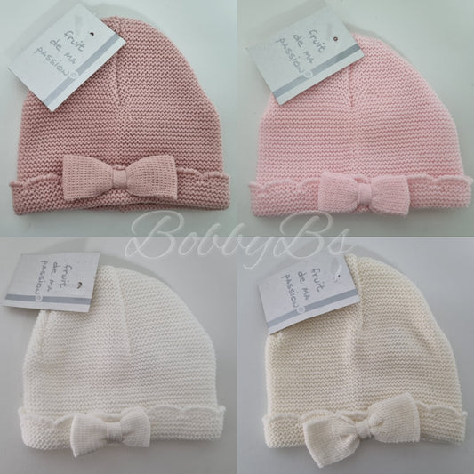 G0008 - Newborn knitted pull on hat