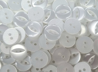 ISB81 - Fisheye cream button (Size 18)