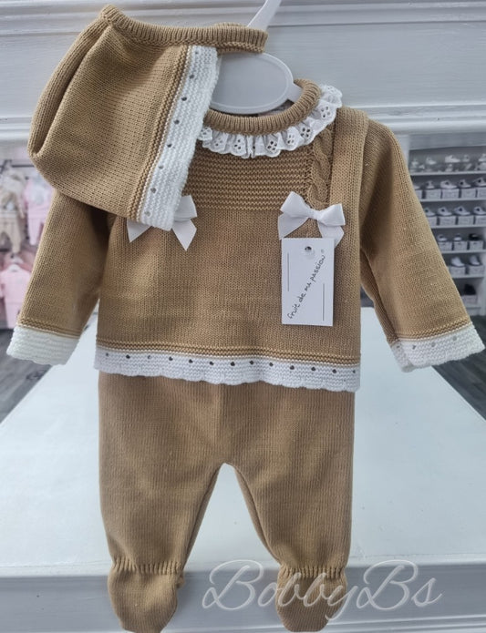 23/811 - Beige First Size 3PC Knitted set