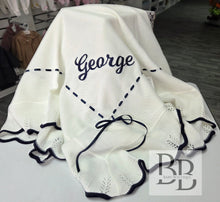Load image into Gallery viewer, 2220 - Two tone Traditional shawl