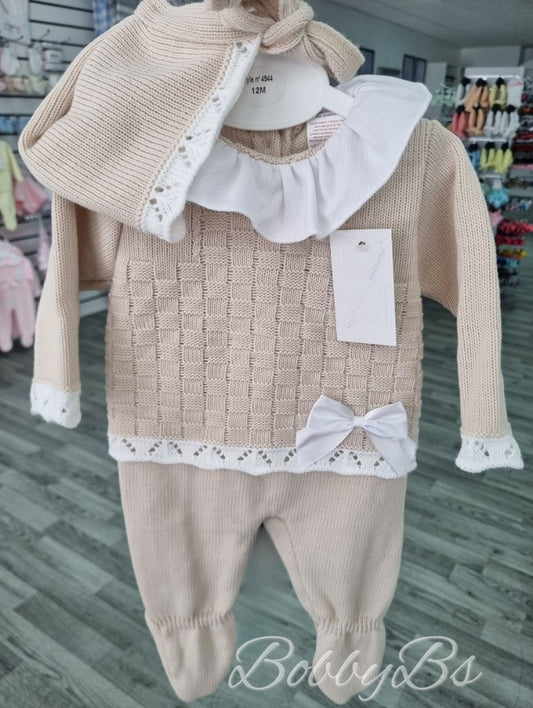 24/677 -Beige First Size 3PC Knitted set