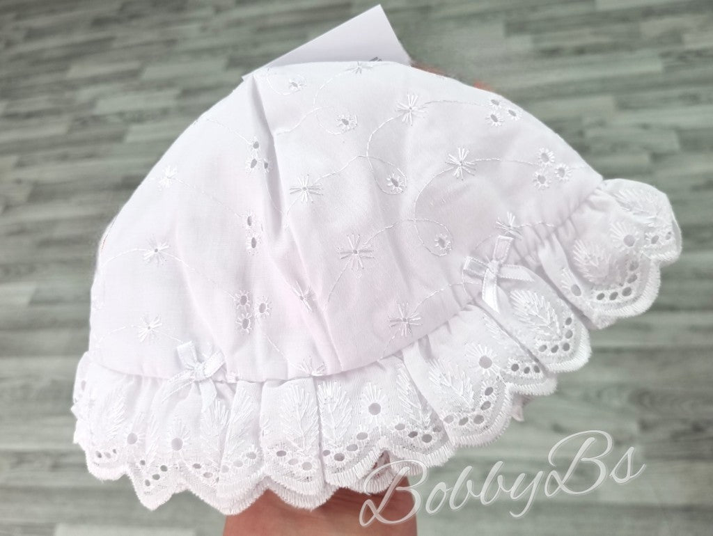 0644 - White lace summer hat