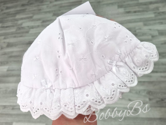 0644 - White lace summer hat