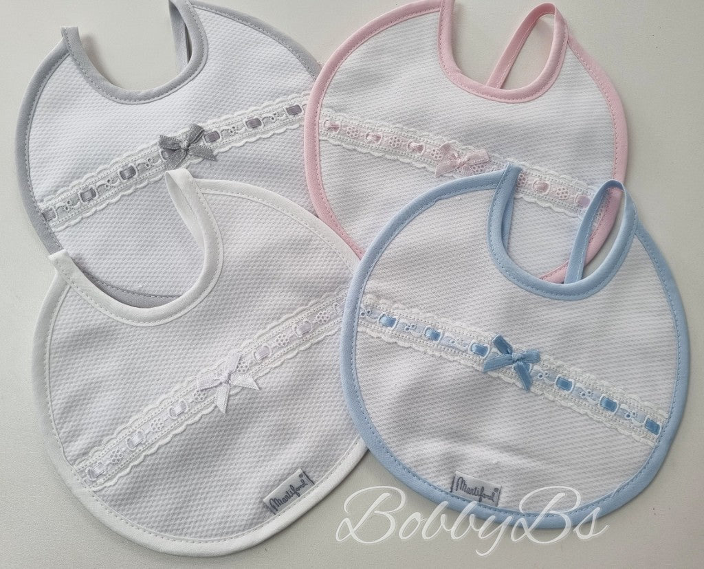BAB5 - Traditional baby bib
