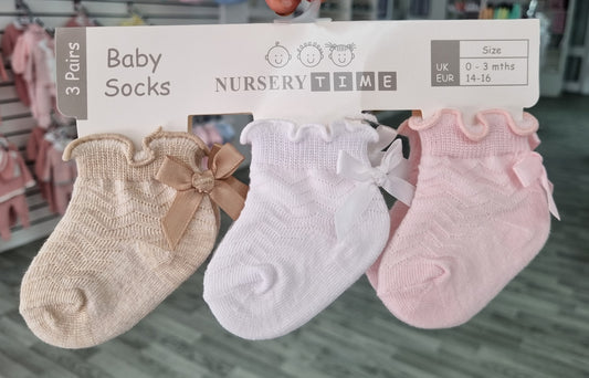 2237- Girls Ankle Bow sock